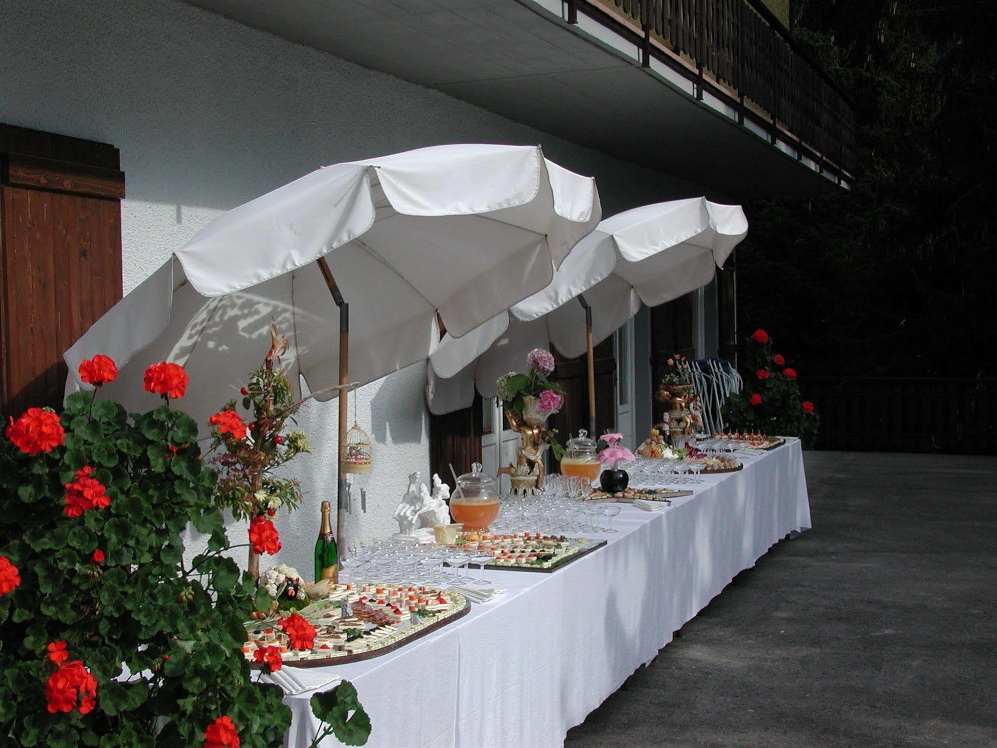 קסטיונה דלה פרסולאנה Hotel Des Alpes מראה חיצוני תמונה