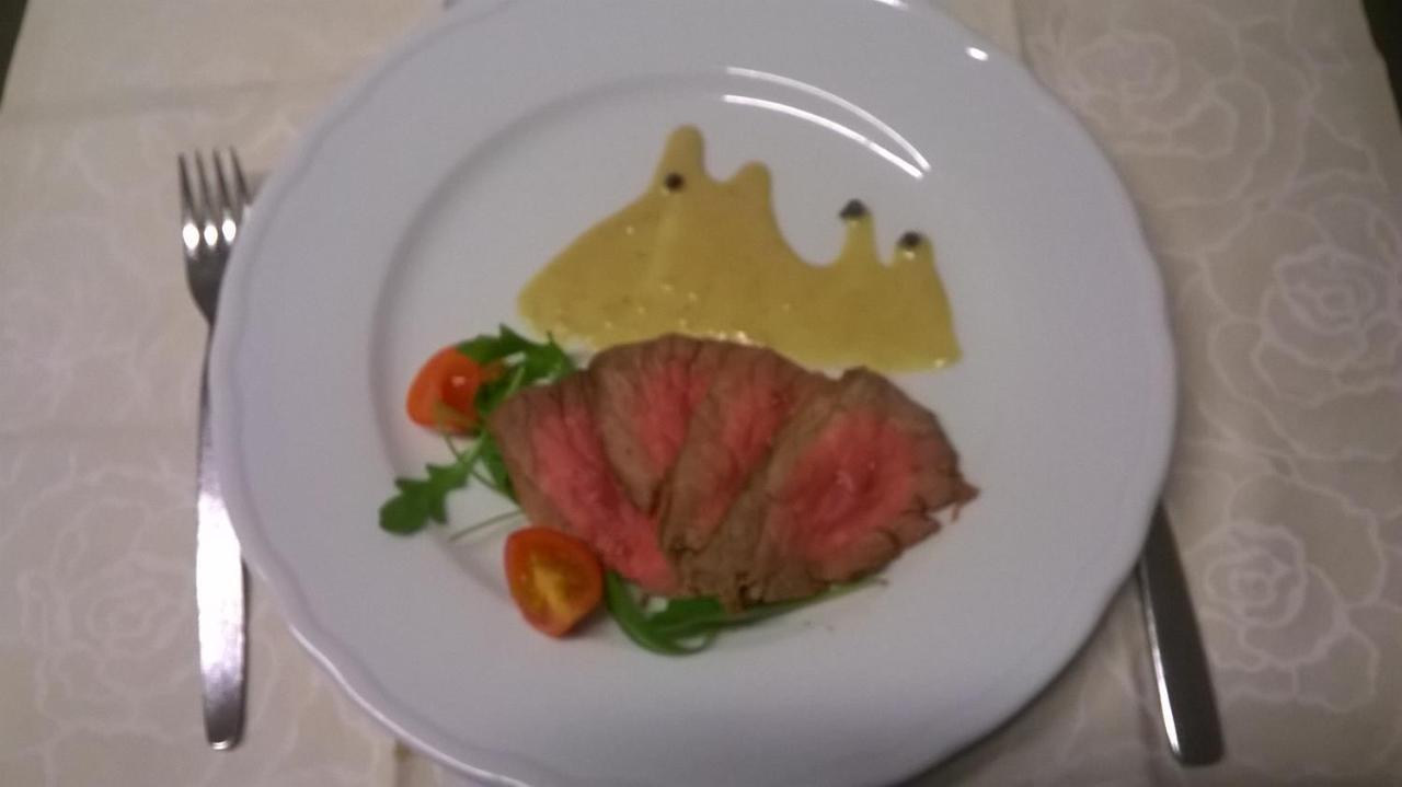 קסטיונה דלה פרסולאנה Hotel Des Alpes מראה חיצוני תמונה